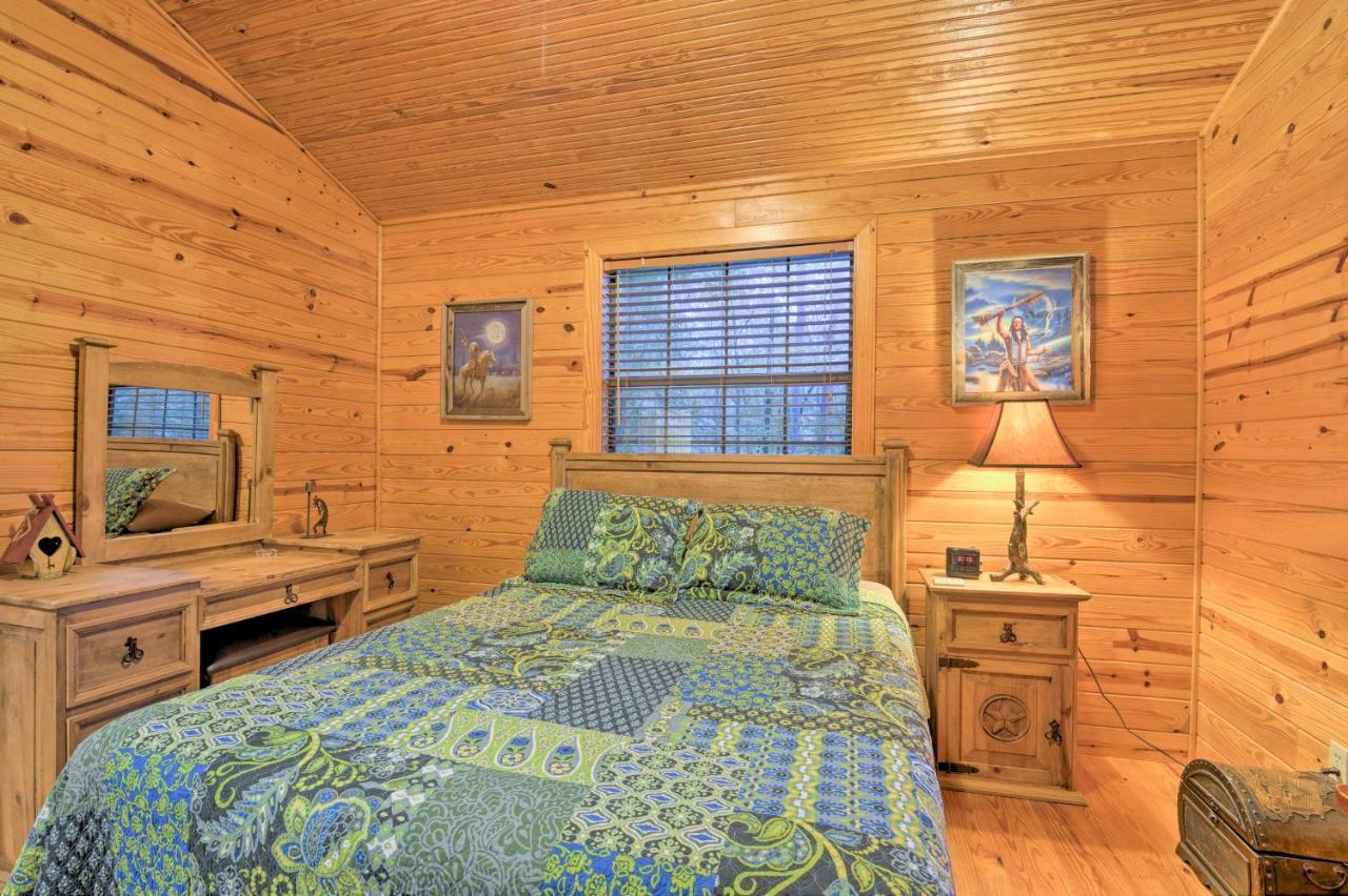 הוילה Stephens Gap Hochatown Hideaway With Hot Tub, Grill And Fire Pit! מראה חיצוני תמונה