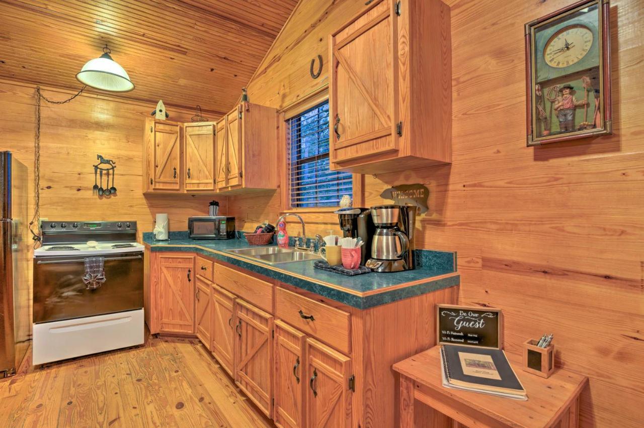 הוילה Stephens Gap Hochatown Hideaway With Hot Tub, Grill And Fire Pit! מראה חיצוני תמונה
